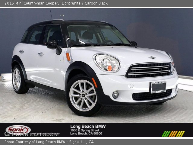 2015 Mini Countryman Cooper in Light White