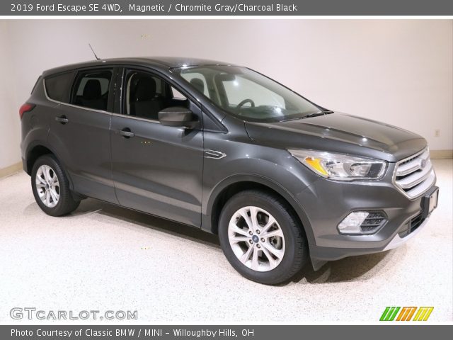 2019 Ford Escape SE 4WD in Magnetic