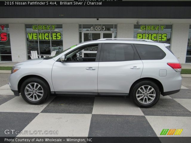 2016 Nissan Pathfinder S 4x4 in Brilliant Silver