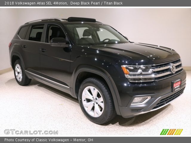 2018 Volkswagen Atlas SEL 4Motion in Deep Black Pearl