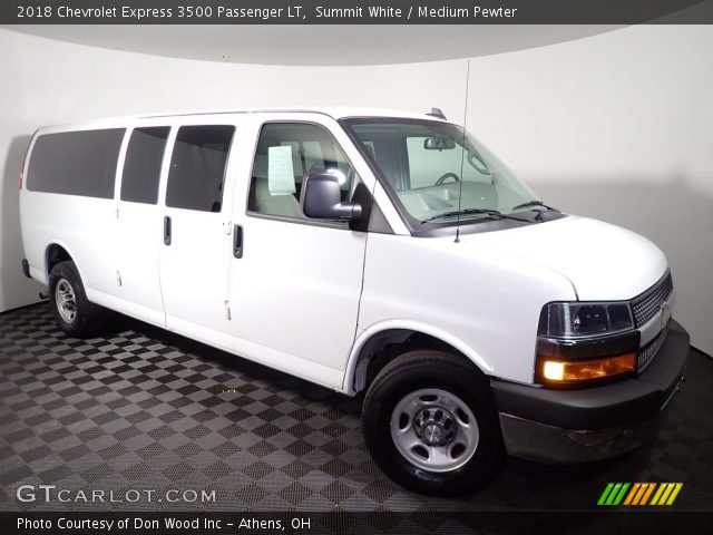 2018 Chevrolet Express 3500 Passenger LT in Summit White