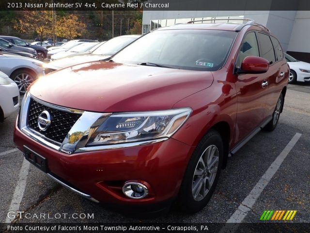 2013 Nissan Pathfinder SV 4x4 in Cayenne Red