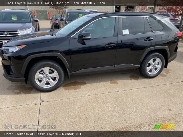 2021 Toyota RAV4 XLE AWD in Midnight Black Metallic