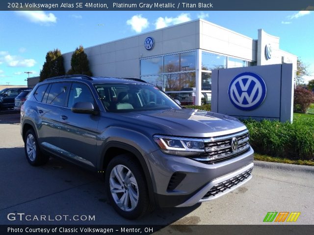 2021 Volkswagen Atlas SE 4Motion in Platinum Gray Metallic