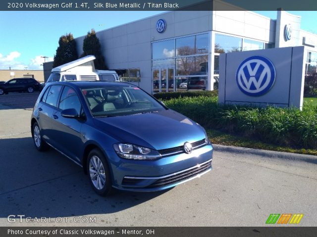 2020 Volkswagen Golf 1.4T in Silk Blue Metallic