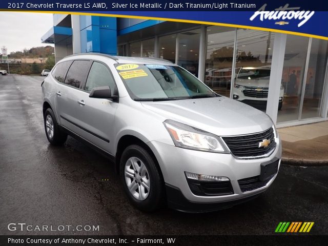 2017 Chevrolet Traverse LS AWD in Silver Ice Metallic