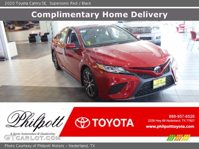 2020 Toyota Camry SE in Supersonic Red