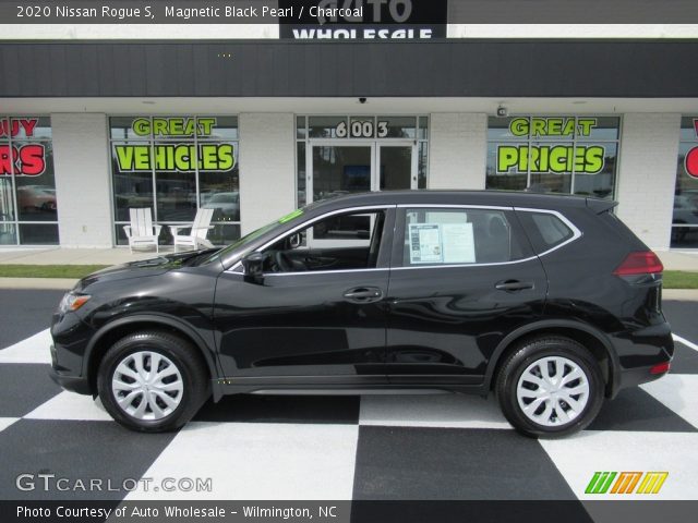 2020 Nissan Rogue S in Magnetic Black Pearl
