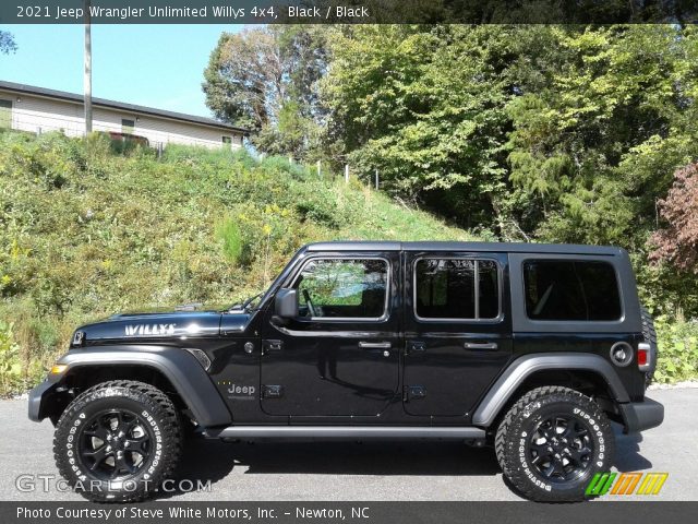 2021 Jeep Wrangler Unlimited Willys 4x4 in Black