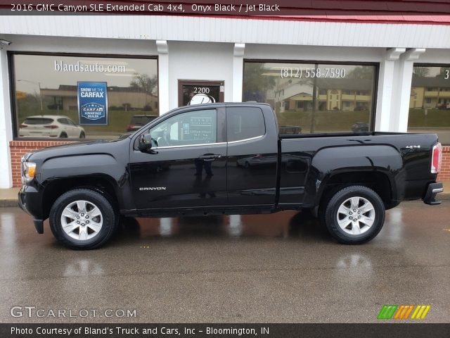 2016 GMC Canyon SLE Extended Cab 4x4 in Onyx Black