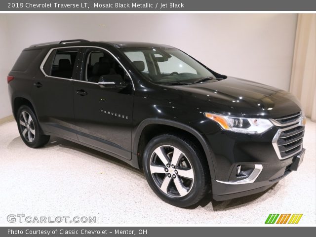 2018 Chevrolet Traverse LT in Mosaic Black Metallic