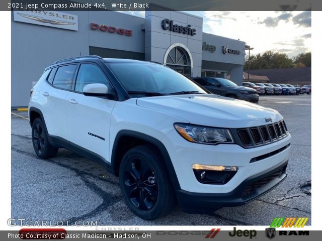 2021 Jeep Compass Altitude 4x4 in White