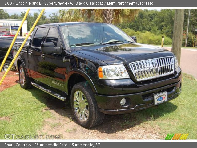 2007 Lincoln Mark LT SuperCrew 4x4 in Black Clearcoat