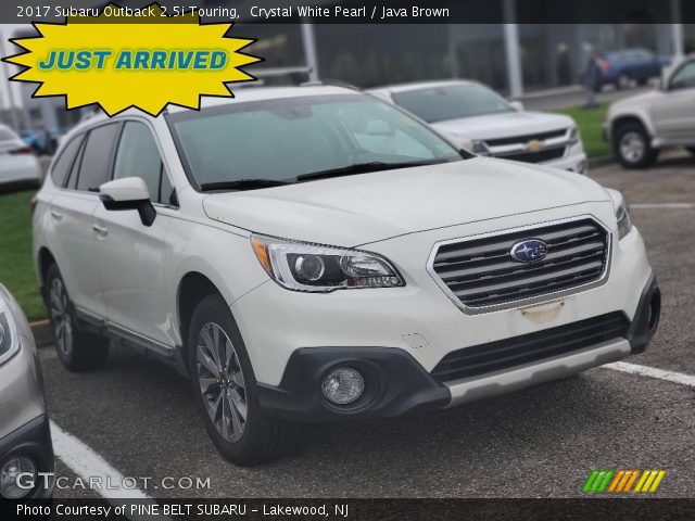 2017 Subaru Outback 2.5i Touring in Crystal White Pearl