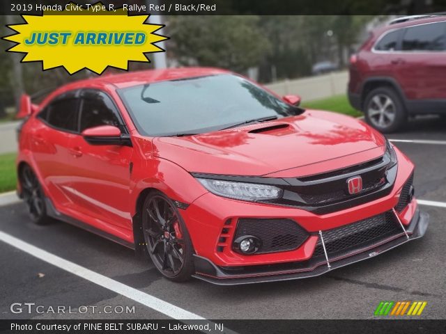 2019 Honda Civic Type R in Rallye Red