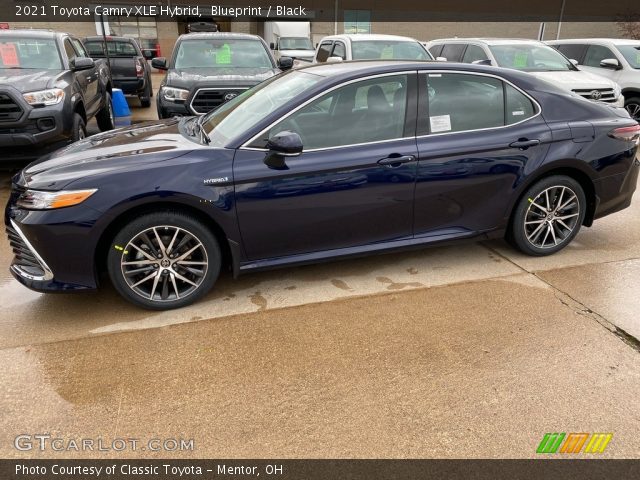 2021 Toyota Camry XLE Hybrid in Blueprint