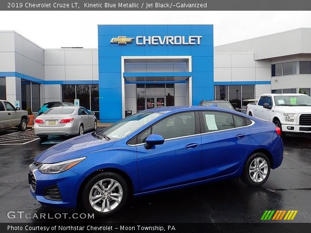 2019 Chevrolet Cruze LT in Kinetic Blue Metallic