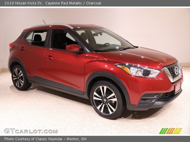 2019 Nissan Kicks SV in Cayenne Red Metallic