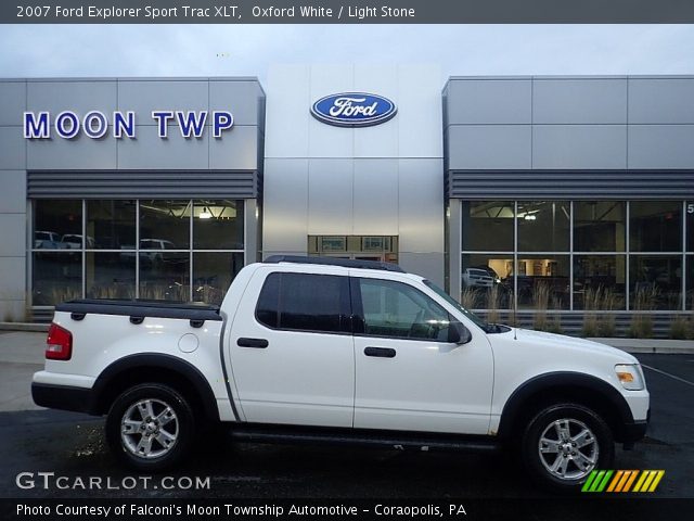 2007 Ford Explorer Sport Trac XLT in Oxford White