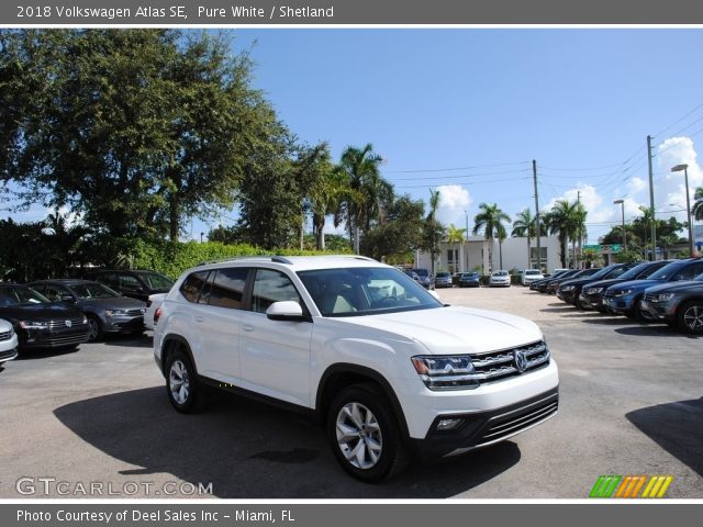 2018 Volkswagen Atlas SE in Pure White