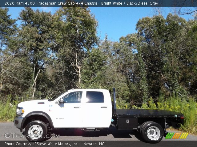 2020 Ram 4500 Tradesman Crew Cab 4x4 Chassis in Bright White