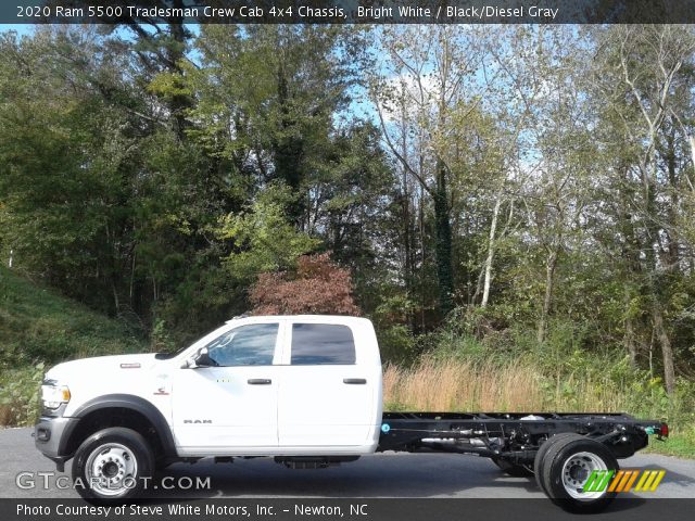 2020 Ram 5500 Tradesman Crew Cab 4x4 Chassis in Bright White