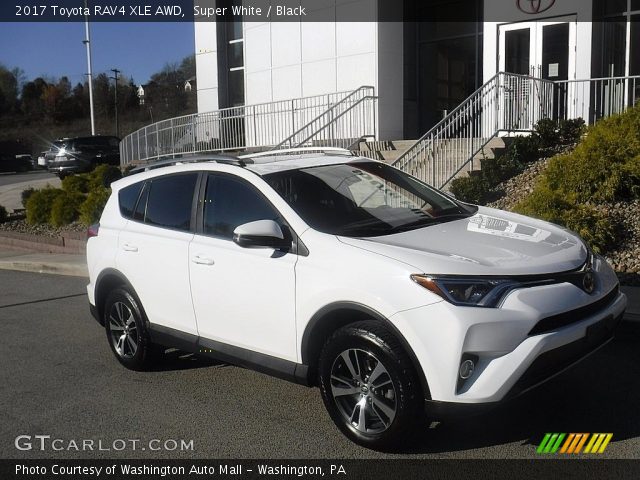 2017 Toyota RAV4 XLE AWD in Super White