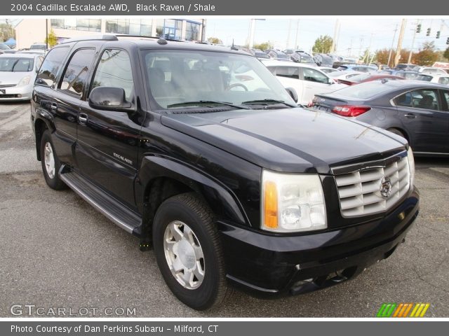 2004 Cadillac Escalade AWD in Black Raven