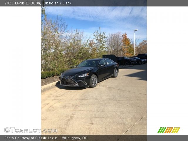 2021 Lexus ES 300h in Obsidian