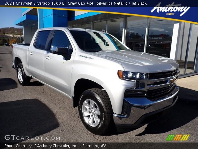 2021 Chevrolet Silverado 1500 LT Crew Cab 4x4 in Silver Ice Metallic