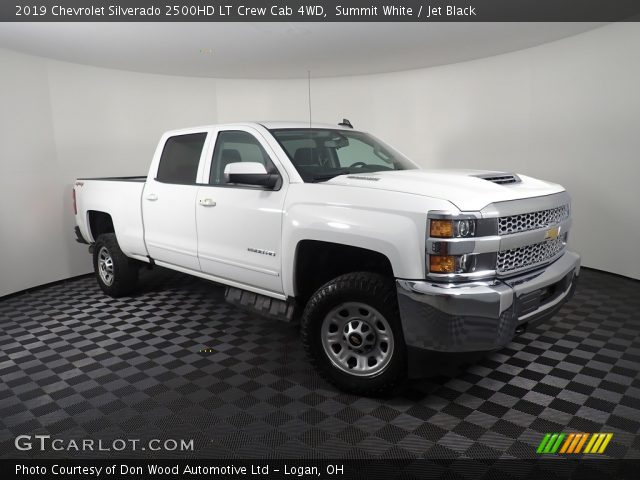 2019 Chevrolet Silverado 2500HD LT Crew Cab 4WD in Summit White