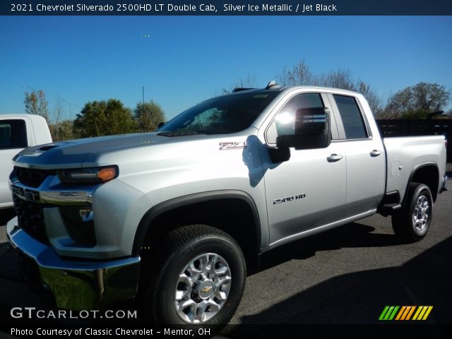 2021 Chevrolet Silverado 2500HD LT Double Cab in Silver Ice Metallic