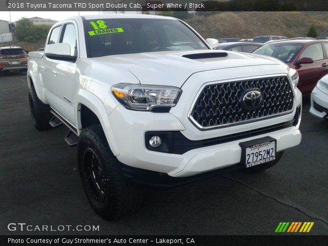 2018 Toyota Tacoma TRD Sport Double Cab in Super White
