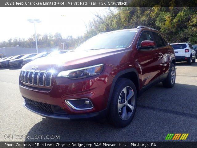 2021 Jeep Cherokee Limited 4x4 in Velvet Red Pearl