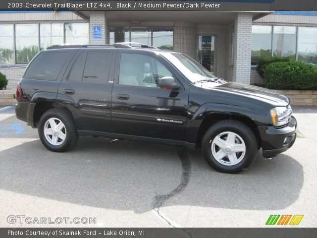 2003 Chevrolet TrailBlazer LTZ 4x4 in Black