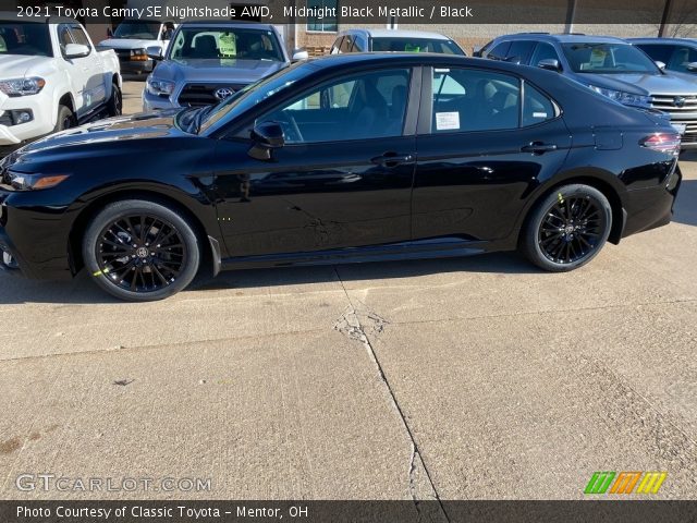 2021 Toyota Camry SE Nightshade AWD in Midnight Black Metallic