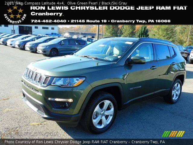 2021 Jeep Compass Latitude 4x4 in Olive Green Pearl