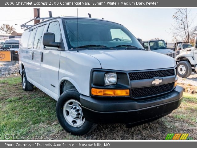 2006 Chevrolet Express 2500 Commercial Van in Summit White