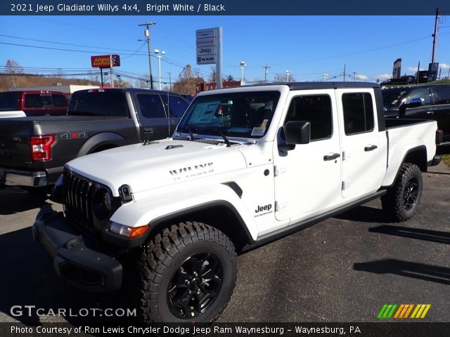 2021 Jeep Gladiator Willys 4x4 in Bright White