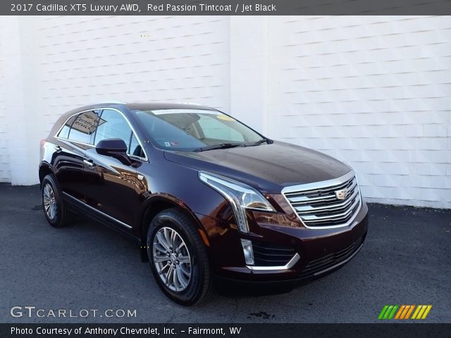 2017 Cadillac XT5 Luxury AWD in Red Passion Tintcoat