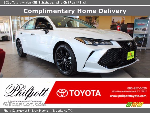 2021 Toyota Avalon XSE Nightshade in Wind Chill Pearl