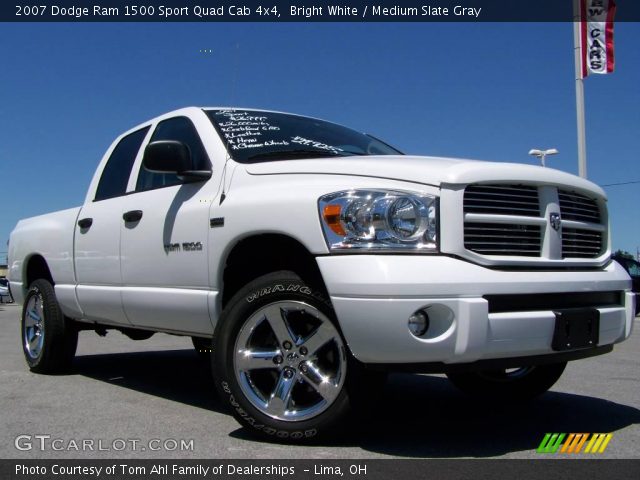 2007 Dodge Ram 1500 Sport Quad Cab 4x4 in Bright White