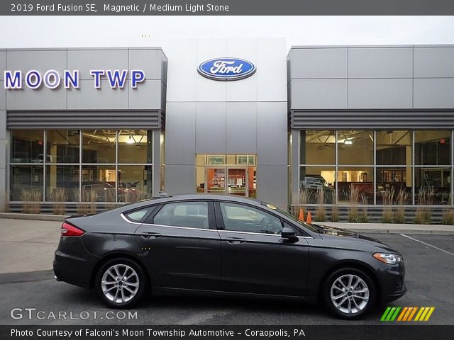 2019 Ford Fusion SE in Magnetic