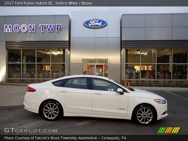 2017 Ford Fusion Hybrid SE in Oxford White