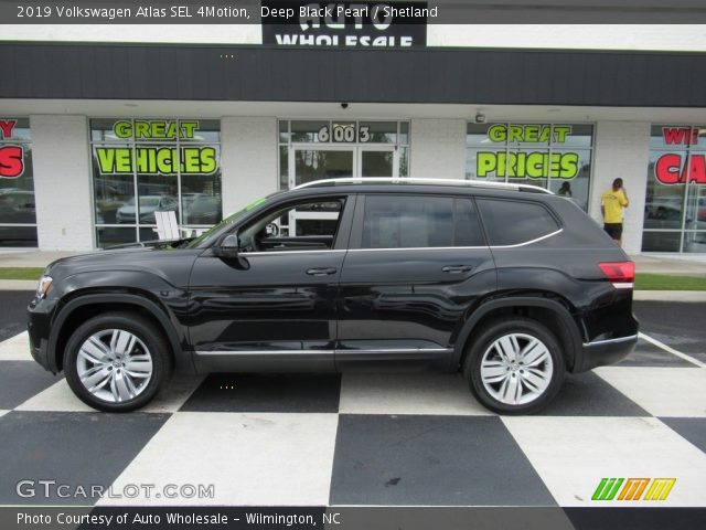 2019 Volkswagen Atlas SEL 4Motion in Deep Black Pearl