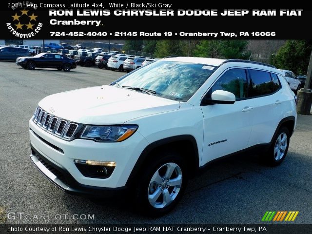 2021 Jeep Compass Latitude 4x4 in White
