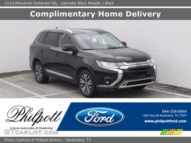 2019 Mitsubishi Outlander SEL in Labrador Black Metallic