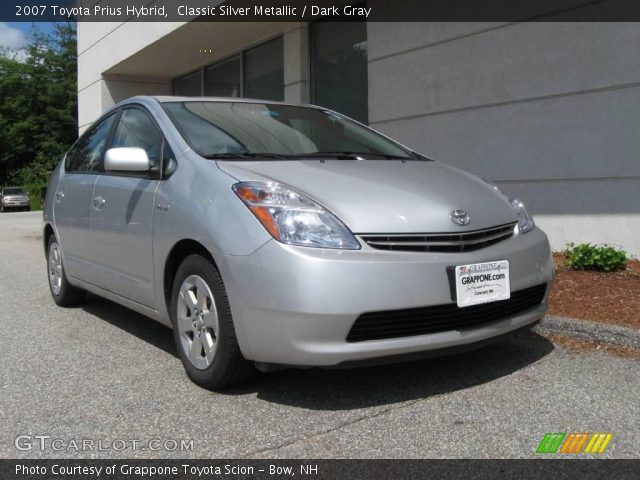 2007 Toyota Prius Hybrid in Classic Silver Metallic