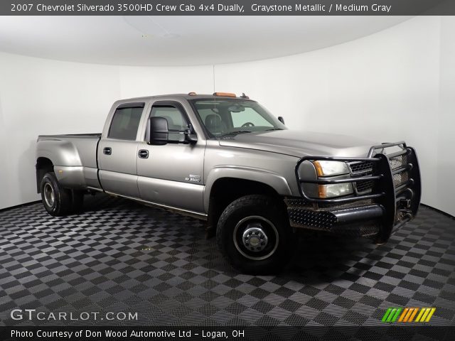 2007 Chevrolet Silverado 3500HD Crew Cab 4x4 Dually in Graystone Metallic