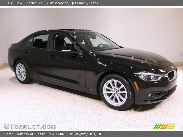 2018 BMW 3 Series 320i xDrive Sedan in Jet Black